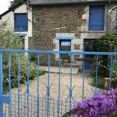 Le Gîte de la Porte Bleue Guillac  Extérieur photo